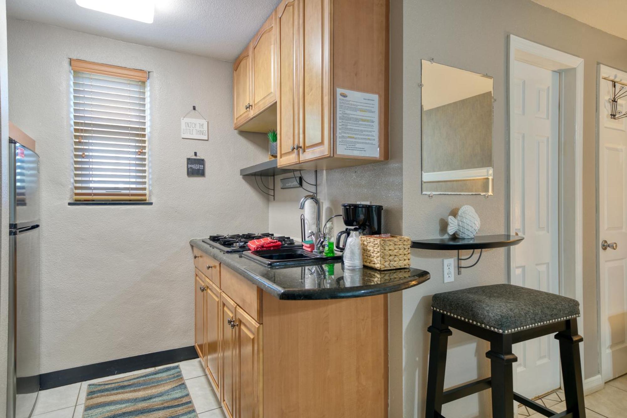 Camelot Beach Suites Clearwater Beach Bagian luar foto