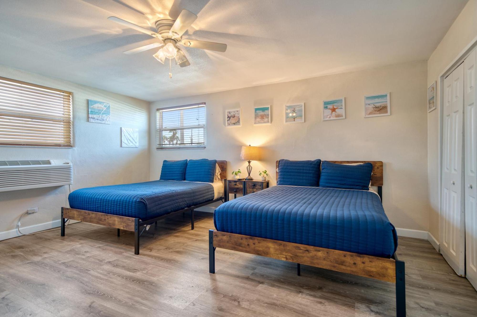 Camelot Beach Suites Clearwater Beach Bagian luar foto